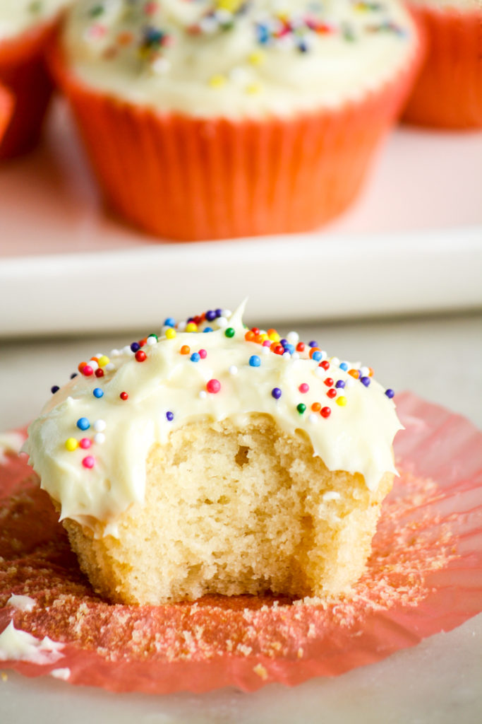 Eggless Vanilla Cupcakes With Cream Cheese Frosting The Desserted Girl