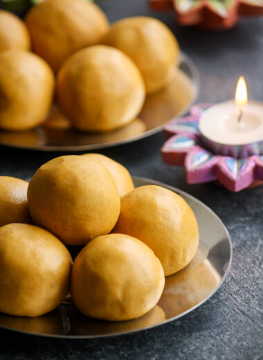 Traditional Indian sweet made with gram flour (besan) and ghee, flavoured with cardamom