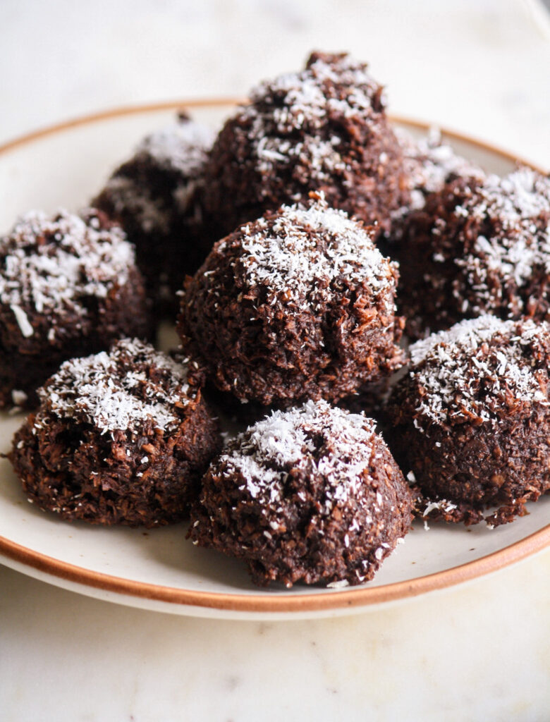 Fudgy, chewy coconut macaroons made with dark chocolate!