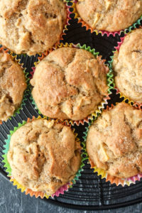 Super soft muffins with fresh apples and cinnamon