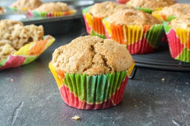 Super soft muffins with fresh apples and cinnamon