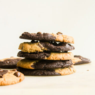 Chewy and eggless chocolate and peanut butter cookies with melty chocolate chips!