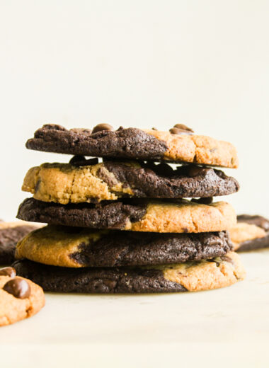 Chewy and eggless chocolate and peanut butter cookies with melty chocolate chips!