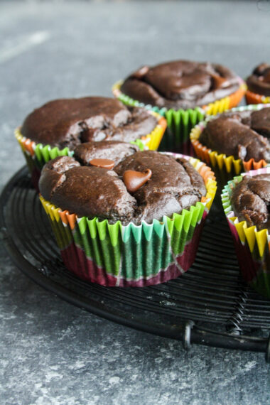 Moist, eggless chocolate banana muffins with peanut butter and no added sugar or fat.