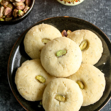 Indian-style shortbread cookies made with ghee and flavoured with cardamom