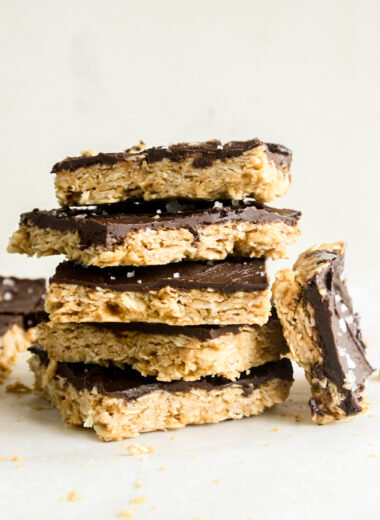 Chewy, healthy peanut butter oat bars with salted chocolate!