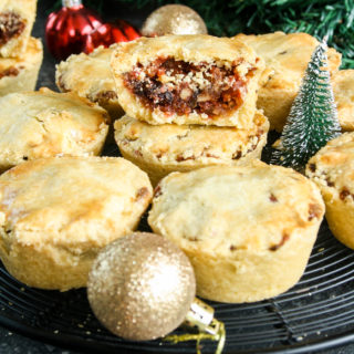 Buttery shortcrust pastry filled with boozy, spiced dried fruit and candied peel!