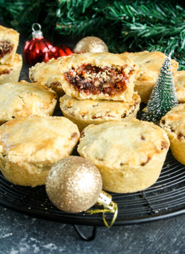 Buttery shortcrust pastry filled with boozy, spiced dried fruit and candied peel!