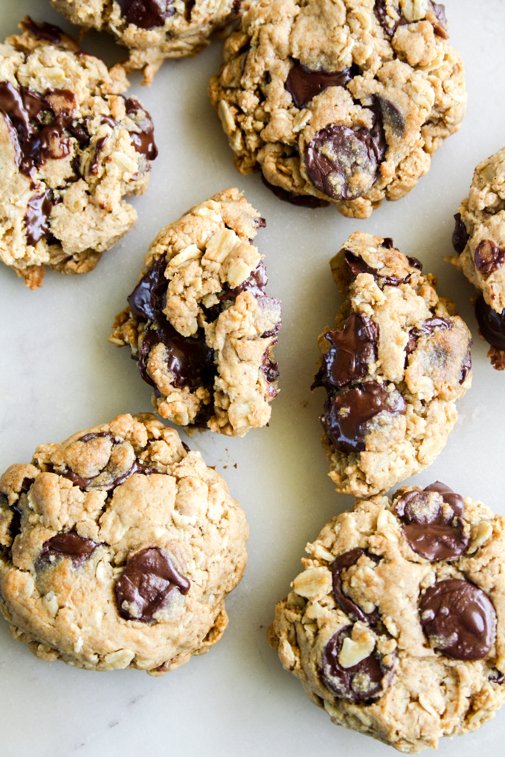 Chewy wholewheat chocolate chip cookies with rolled oats and no eggs