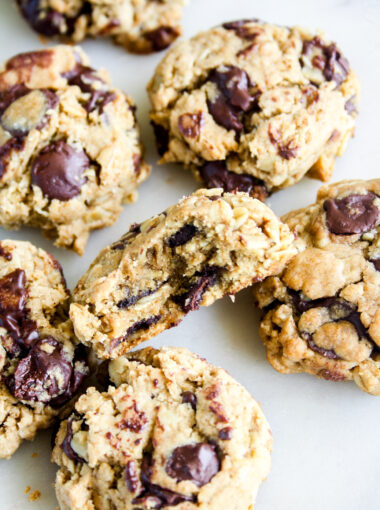 Chewy wholewheat chocolate chip cookies with rolled oats and no eggs