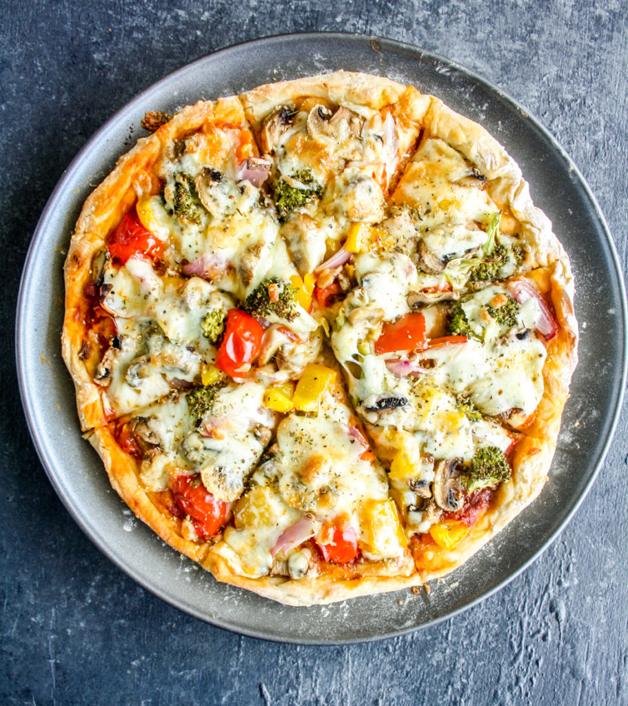 Loaded Veggie Pizza – The Desserted Girl