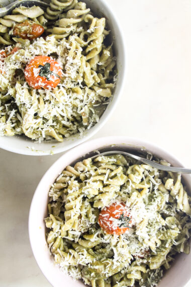 Wholewheat pasta with an easy pesto, sautéed mushrooms and burst cherry tomatoes
