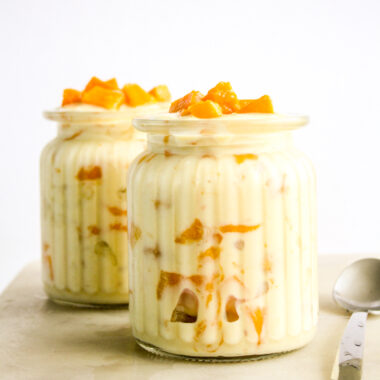 Easy instant custard layered with ladyfinger biscuits, fresh mango and banana