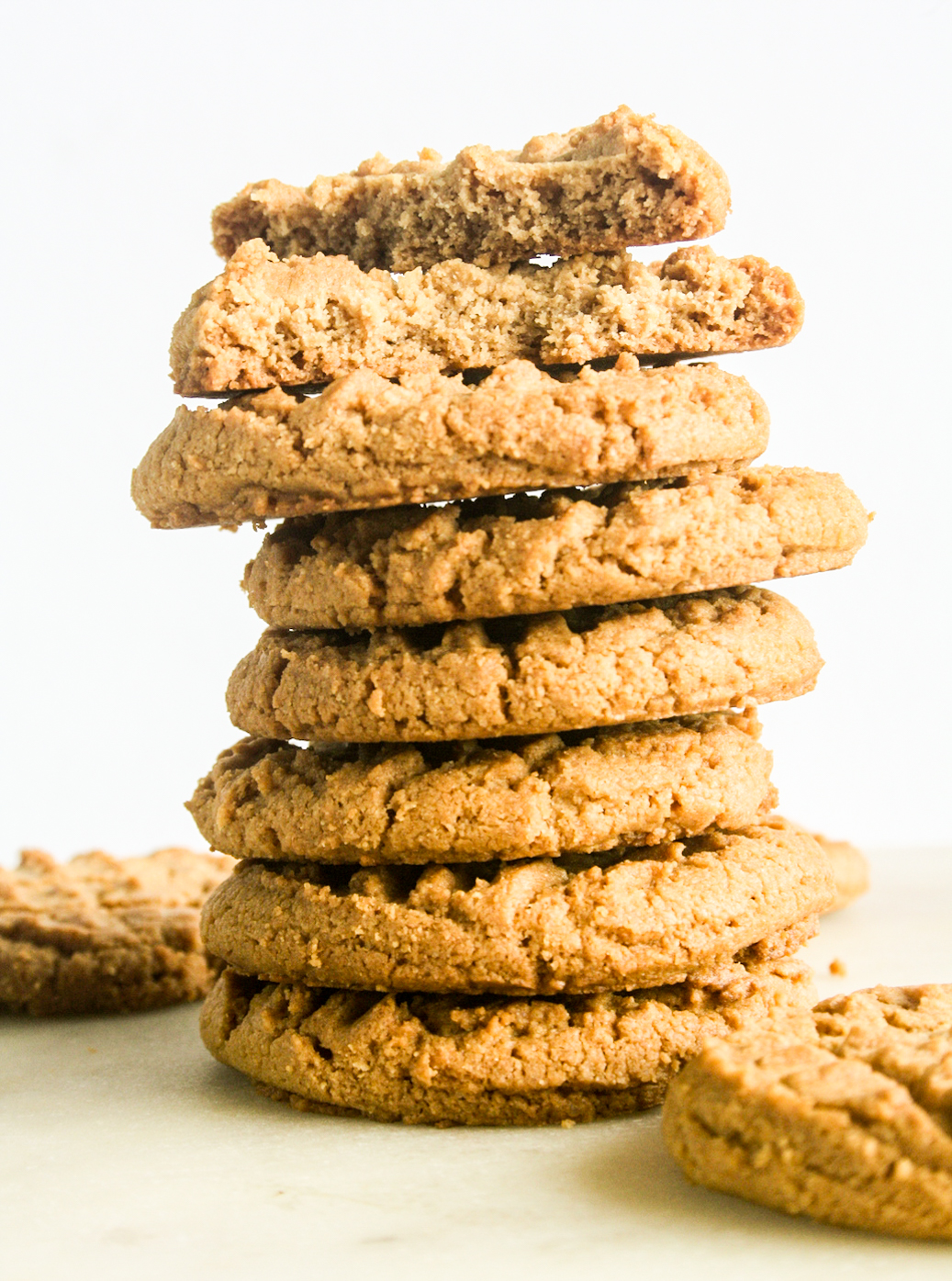 Super quick, chewy and crunchy flourless peanut butter cookies