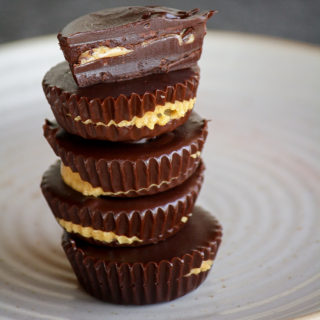 Homemade, super easy peanut butter cups with dark chocolate!