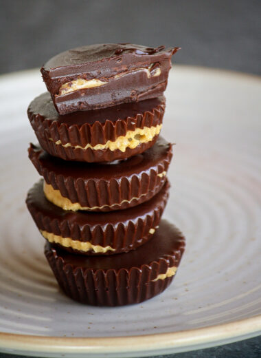 Homemade, super easy peanut butter cups with dark chocolate!